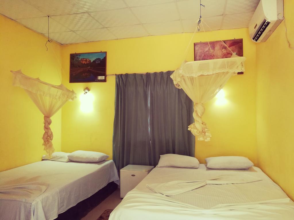 The Nilmini Lodge Sigiriya Buitenkant foto