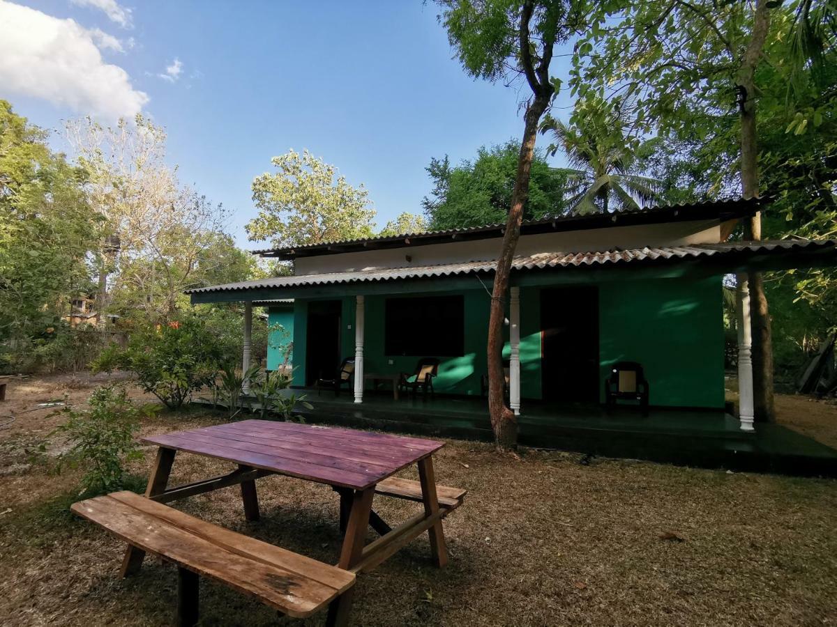 The Nilmini Lodge Sigiriya Buitenkant foto